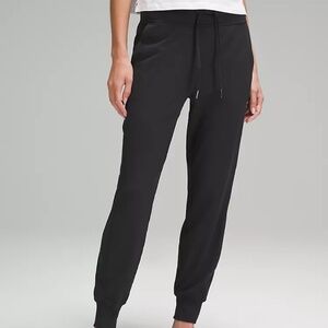 Ready to Rulu Slim-Fit High-Rise Jogger *Full Length Colour Black Size4